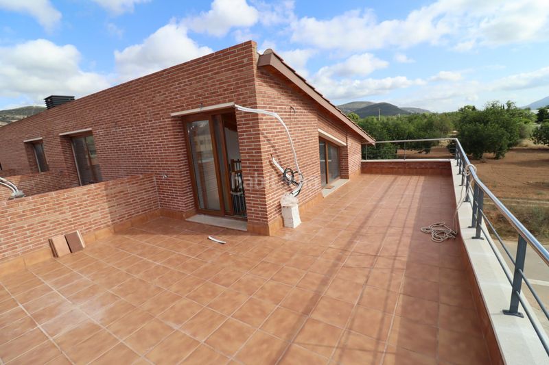 Foto 711be395-ebaf-4c66-a483-1b78970ee4ca. Casa pareada casas apareadas en zona alta en Ulldecona