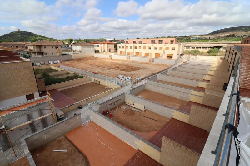 Foto 71498ea0-7555-4424-ac4a-5679c5c37d0e. Casa aparellada amb aparcament piscina a Ulldecona