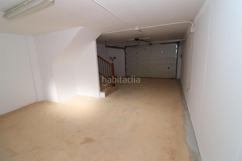Foto 96dead9d-9160-4d0a-84c3-6a71a6480a28. Casa aparellada amb aparcament piscina a Ulldecona