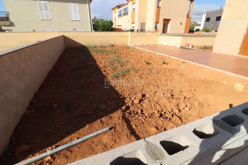 Foto a223dacf-cd24-49df-8e34-36a8da5988ca. Casa pareada casas apareadas en zona alta en Ulldecona