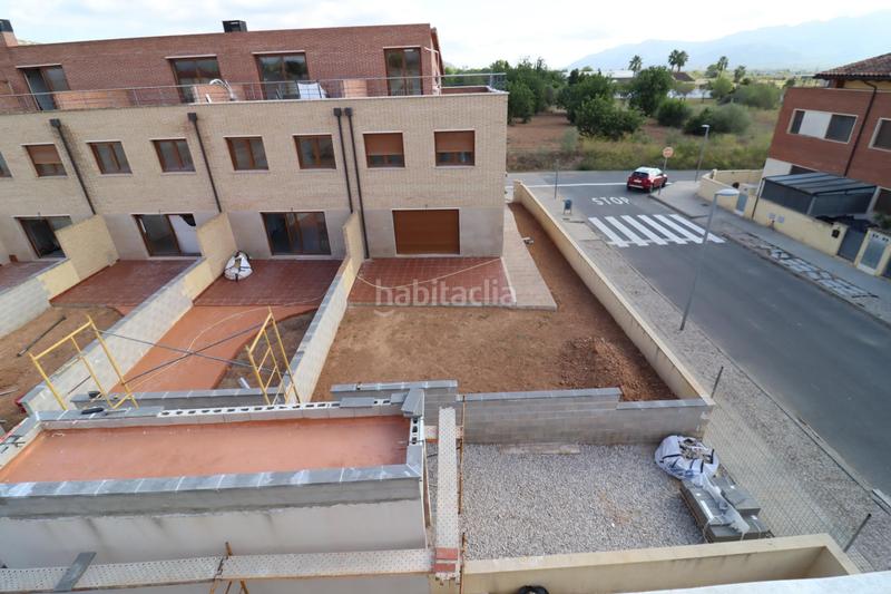 Foto e7937c24-cf18-429a-abcb-4dbe78b42de1. Casa aparellada amb aparcament piscina a Ulldecona