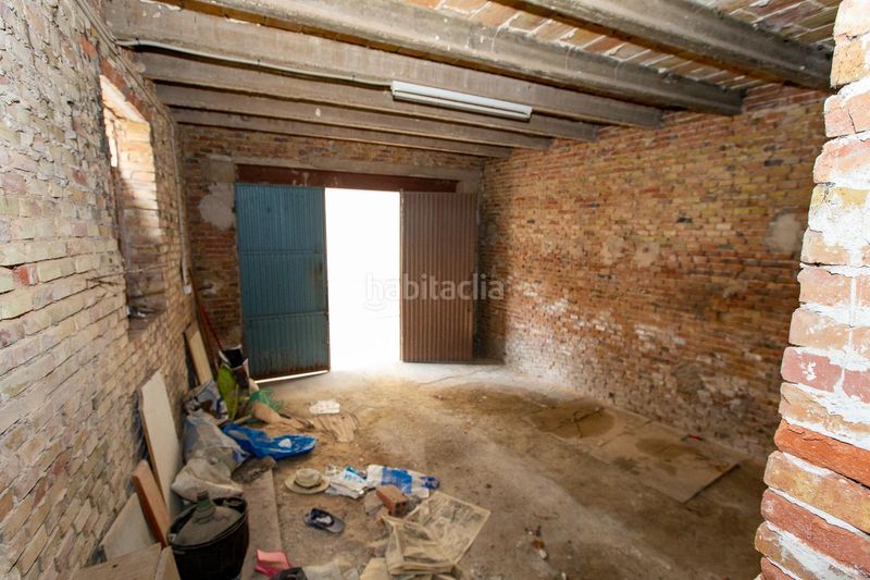Foto c9b8c212-fd56-4a18-a6a9-d24f6bfd4e75. Local comercial a Alcanar