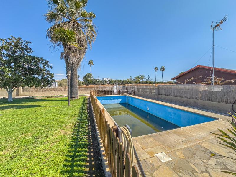 Foto 54fb6434-5628-4a48-8fb2-b5b0bd54e7f9. Chalet villa en las casas en Alcanar