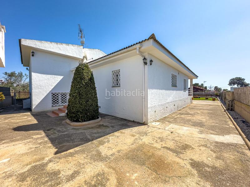 Foto dcfe024d-41d1-4ffb-bffd-3b153f799793. Chalet villa en las casas en Alcanar