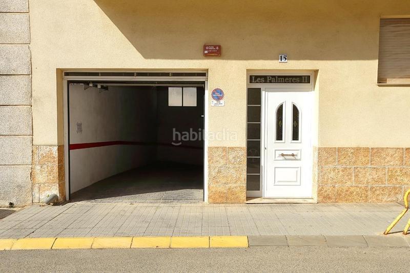 Foto 16b9b1b8-b72b-4aa4-b136-42aef504f025. Aparcament cotxe a Alcanar