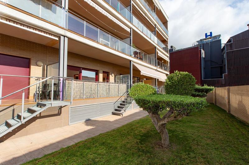 Foto 0ff2a0a2-e957-408d-a151-6d8f9eaacbe5. Ground floor with parking pool in Platges Sant Carles de la Ràpita