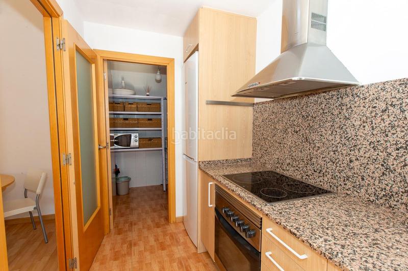 Foto 49c28e36-967e-47ab-9566-1fc38d6efa94. Ground floor with parking pool in Platges Sant Carles de la Ràpita