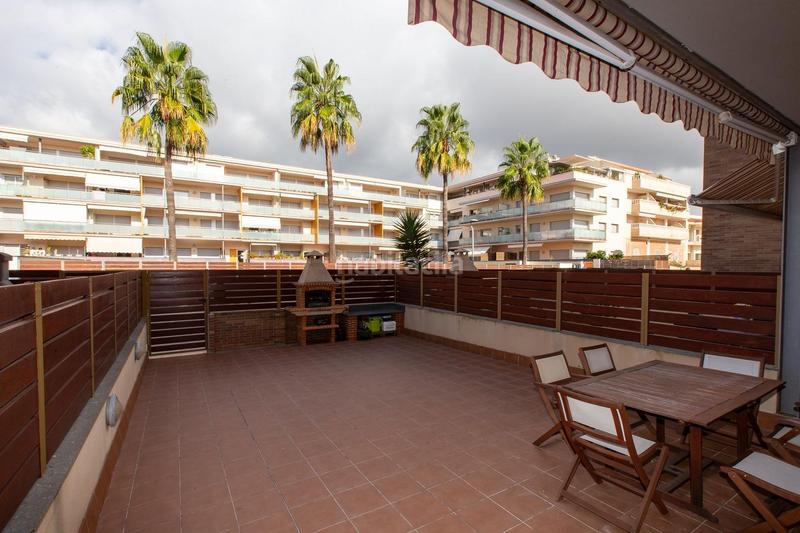 Foto e0d00b56-a19f-40f0-a6e5-9aa9e69a634d. Ground floor with parking pool in Platges Sant Carles de la Ràpita
