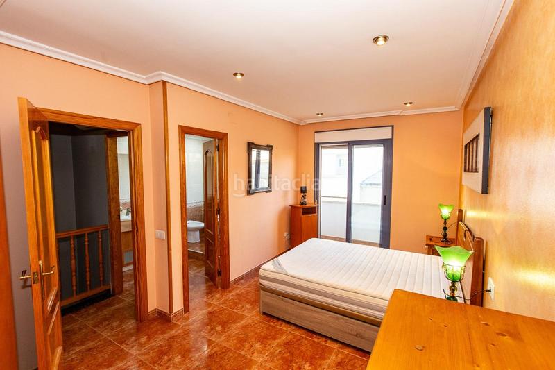 Foto 491b0471-fed1-49d6-aac1-c908e47b2f53. House with parking in Alcanar