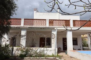 Chalet  Hernan cortes. Prat en el corazón de las casas