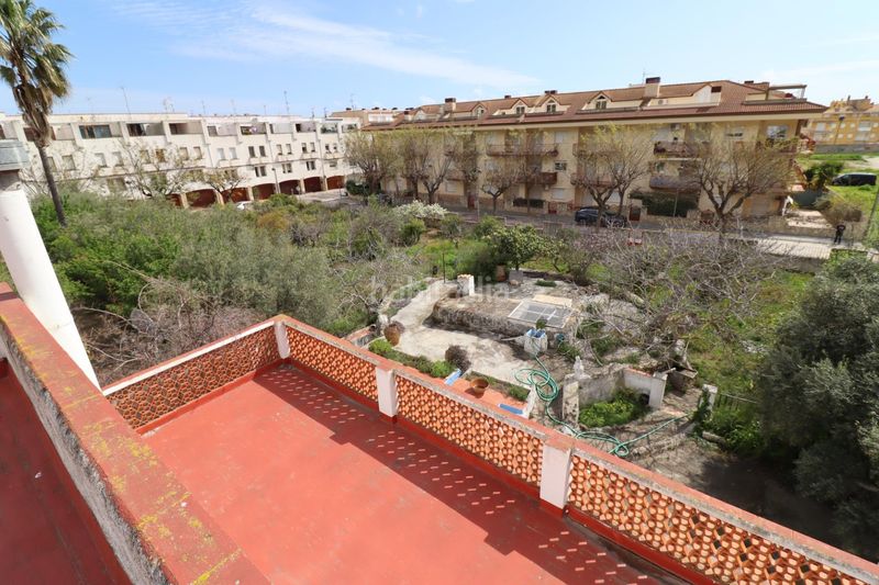 Foto 4033d34a-de75-4e87-aec6-289b82f06233. Xalet amb piscina a Alcanar