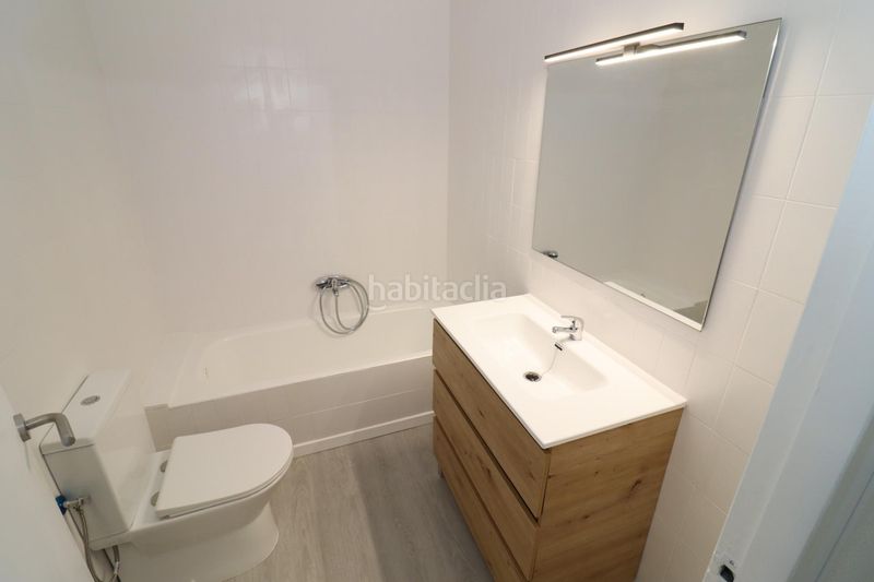 Foto 70ac6e1e-8e2f-40d0-809d-681dd00c5bc4. Pis a Alcanar