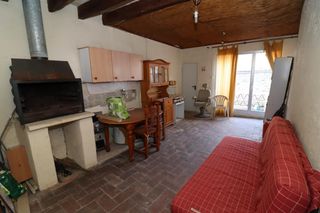 Haus in Alcanar. Casa en pleno centro, a un precio inmejorable!!