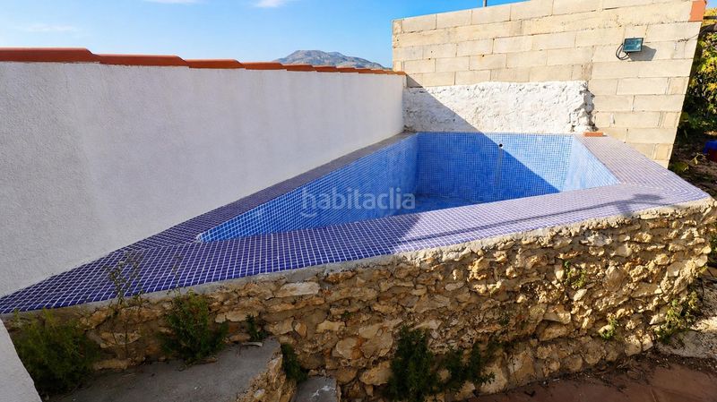 Foto cf92bd8b-093e-4370-97d2-7794eea84283. Masia amb piscina a Alcanar