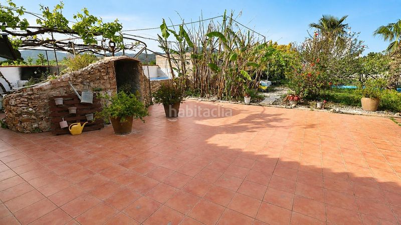 Foto f803b792-9791-4544-96b4-93264292230e. Masia amb piscina a Alcanar