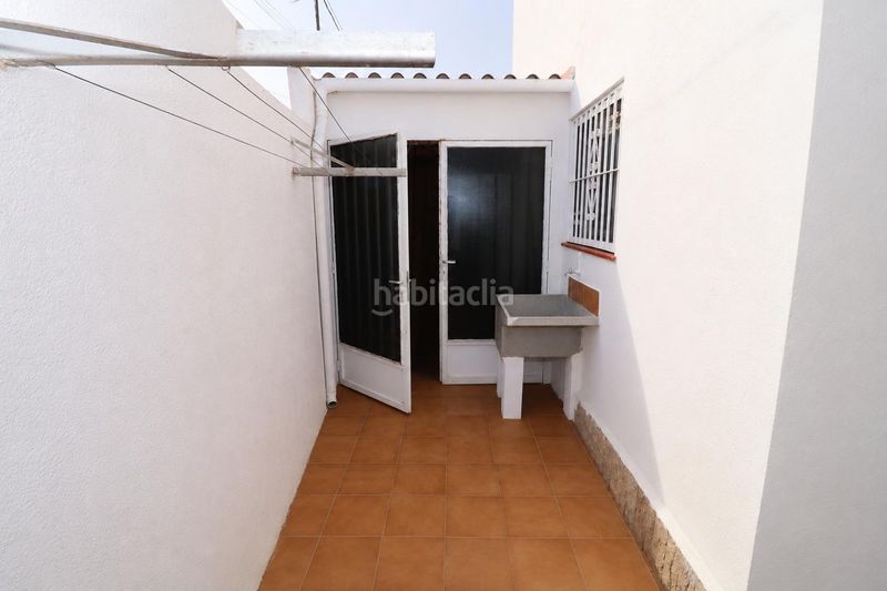 Foto 2a698cf7-4308-431a-ad7d-f40b1cb074d0. Casa amb aparcament a Alcanar