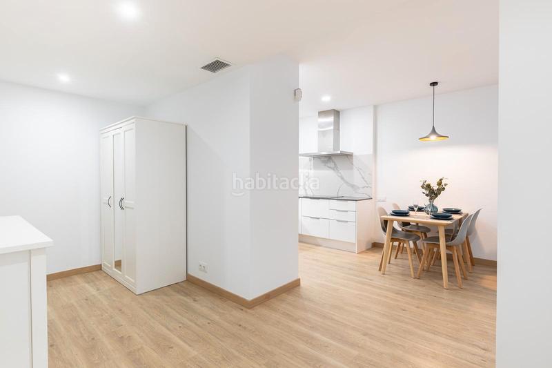 Foto 3664085c-1cd9-43c2-9734-2902c9a90da1. Piso  en venta en avenida del paral·lel en El Poble Sec - Parc de Montjuïc Barcelona