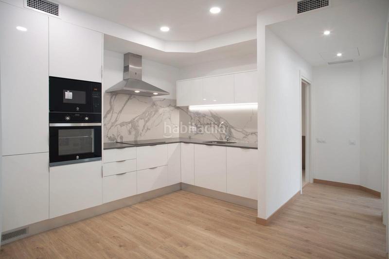 Foto 80cfa682-a418-4347-805e-c9830c2779d9. Piso  en venta en avenida del paral·lel en El Poble Sec - Parc de Montjuïc Barcelona