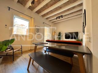 Etagenwohnung in Raval. Piso en venta en calle riereta