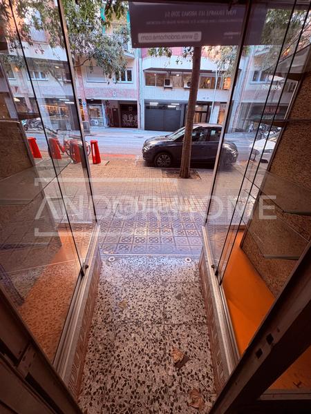 Foto 3251082f-b9c7-464d-a491-365919a360c3. Locale commerciale in L´Antiga Esquerra de l´Eixample Barcelona