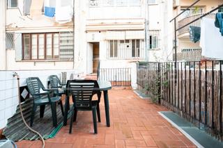 Appartamento  Carrer de la diputació. Entresuelo en venta en calle diputació