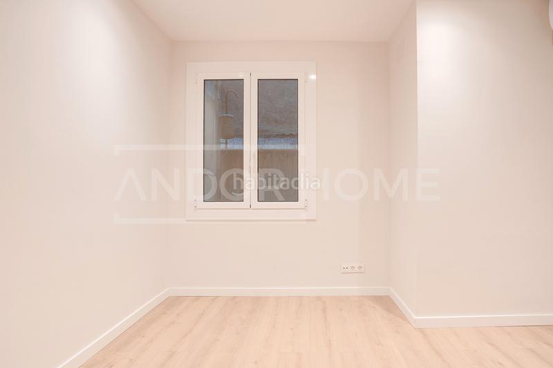 Foto 2791a8bc-b1ec-4017-80e9-52bc58230590. Appartamento in Putget - Farró Barcelona