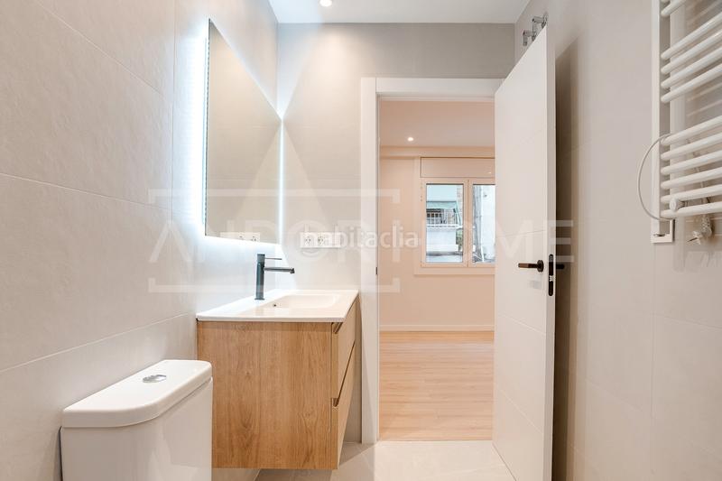 Foto 9182202f-07c8-4834-8117-7f73f9bc2638. Appartamento in Putget - Farró Barcelona