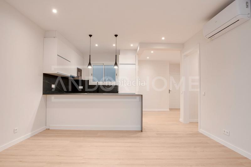 Foto bb6f1cab-7c5a-437c-8836-79db9f8dbfc0. Appartamento in Putget - Farró Barcelona