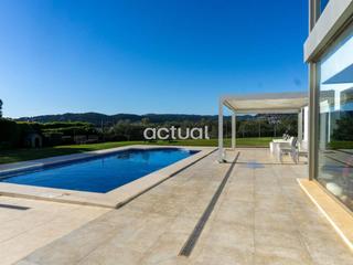 Casa  Calle gírgola. Preciosa casa en urbanización privilegiada de calonge.