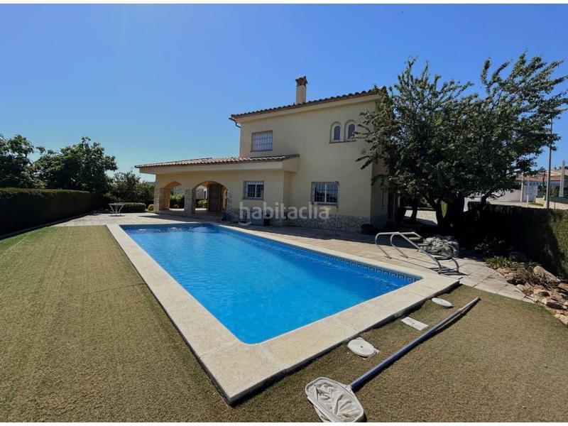 Foto 41843d32-5880-4c09-b3b4-ad22efbbf942. Casa  en venta en centreplatja gran17250 en Fenals Platja d´Aro