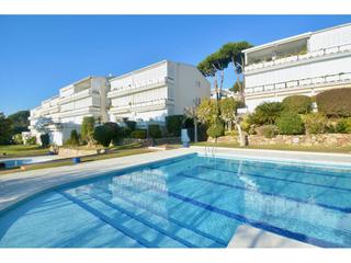 Appartement  Carrer roura. Venta de apartamento en castell daro, platja daro i sagaró