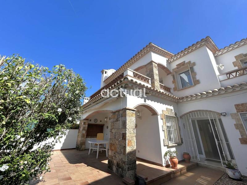 Foto 84885ca9-8a52-4f73-8403-bbb58131a026. Casa amb calefacció aparcament piscina a Port d´Aro Platja d´Aro