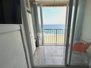 Estudi  Maritimo. Venta de estudio en platja daro frontal al mar