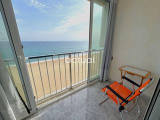 Estudi  Maritimo. Venta de estudio en platja daro frontal al mar
