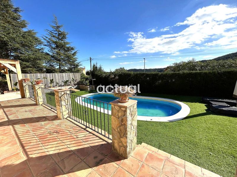 Foto 5b4aa37d-7de9-4d28-8f09-65a95f4e1b0e. Casa  con licencia turística en Cabanyes-Mas Ambrós-Mas Pallí Calonge