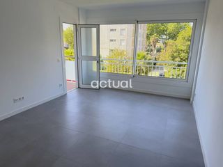 Appartement  Calle queralbs. Apartamento en exclusiva en zona cines, platja daro.