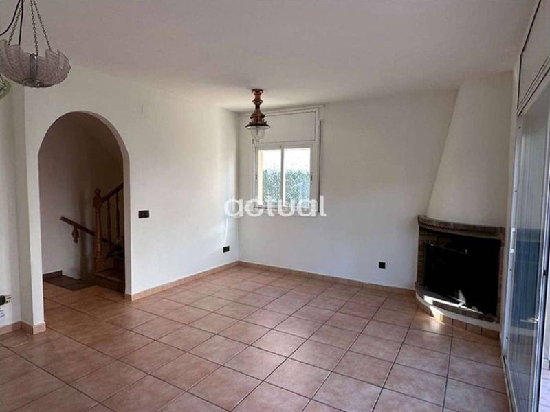Foto 981e0361-79d6-48e3-a702-514a7fb7031e. Casa aparellada amb calefacció aparcament a Fenals Platja d´Aro