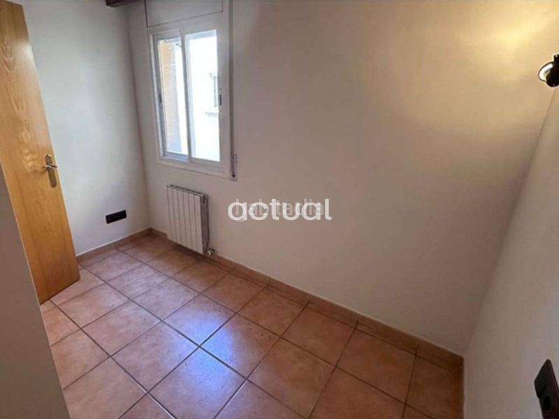 Foto ad5e873b-fdc9-44ee-833e-401b92452435. Casa aparellada amb calefacció aparcament a Fenals Platja d´Aro