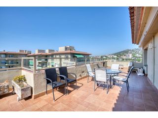 Apartamento  Calle sa pubiatina. Apartamento en venta en castell daro, centreplatja gran