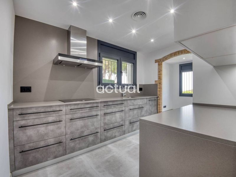 Foto 1ee4c7ff-3943-44c6-8a31-a7554c1b3f9a. Casa amb aparcament piscina a Los Pinos-Politur Platja d´Aro