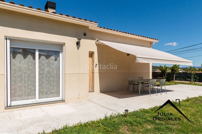 Foto f18c9c59-2969-4ccc-9478-eb7ea4e92753. Casa amb calefacció aparcament a Masquefa