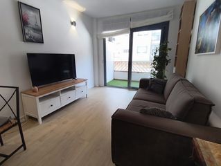 Pis  Carrer pi i margall. Piso exterior con balcon
