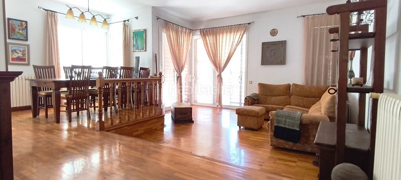 Foto 51f0518a-9a23-49d3-b2fb-f0613d1ccf71. Chalet  independiente en can güell en Torrelles de Llobregat