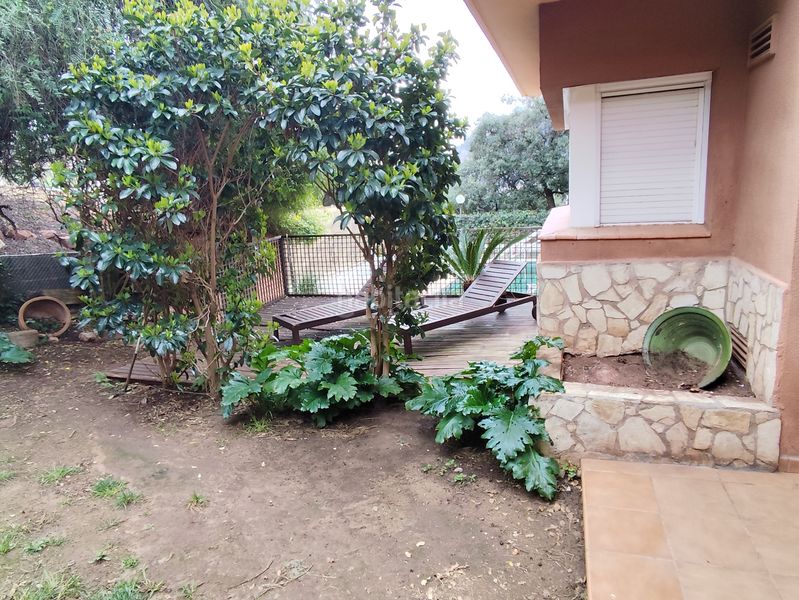Foto acee3869-d05d-4c76-a3bc-5ece4f7e44d9. Chalet  independiente en can güell en Torrelles de Llobregat