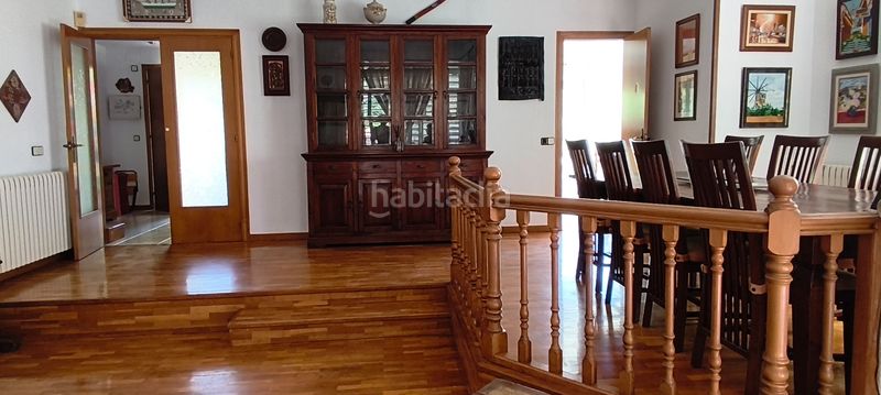 Foto dc92872f-8401-49de-8575-c7ef3c953e36. Chalet  independiente en can güell en Torrelles de Llobregat