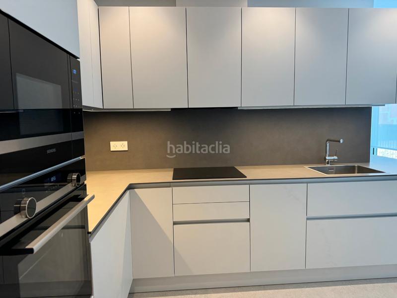 Foto 33faccf7-659f-4ba7-94dd-100d4658c162. Piso en carrer president macià 116 a un paso de la playa: obra nueva (ya acabada) con opción a parking y trastero en Palamós