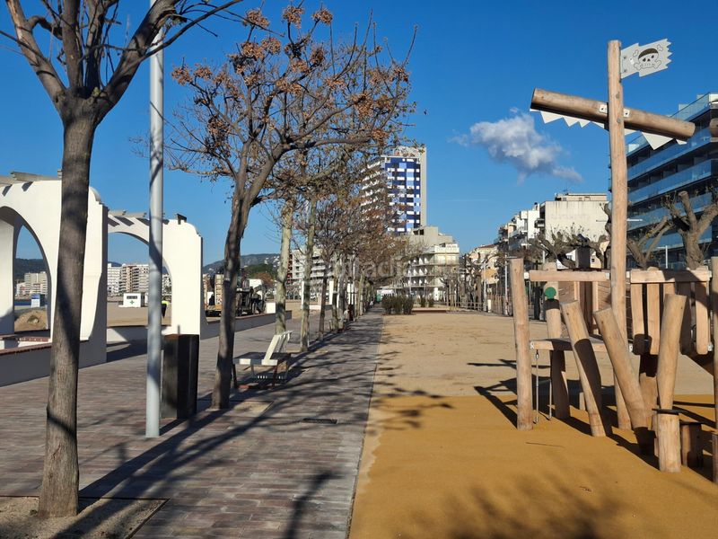 Foto 4c0dd95c-1fdb-4370-8a7f-8560649987d2. Planta baja en carrer president macià 116 estrene vivienda de lujo a 1 minuto de la Platja Gran en Palamós