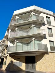 Rez-de-chaussée à Carrer president macià 116. Bajo de obra nueva ya finalizada a dos pasos de la platja gran