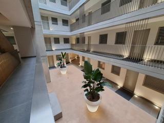 Planta baixa a Carrer president maci 116. Bajo de obra nueva ya finalizada a dos pasos de la platja gran