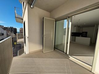 Pis a Platja Gran. Obra nueva de 78 m2 en segunda linea de mar